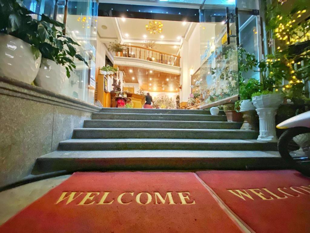 Gold Night Hotel Da Lat Exterior photo