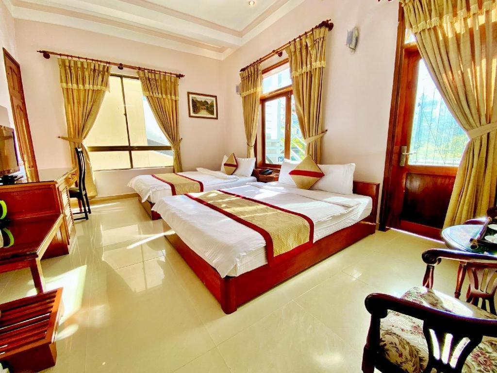 Gold Night Hotel Da Lat Exterior photo